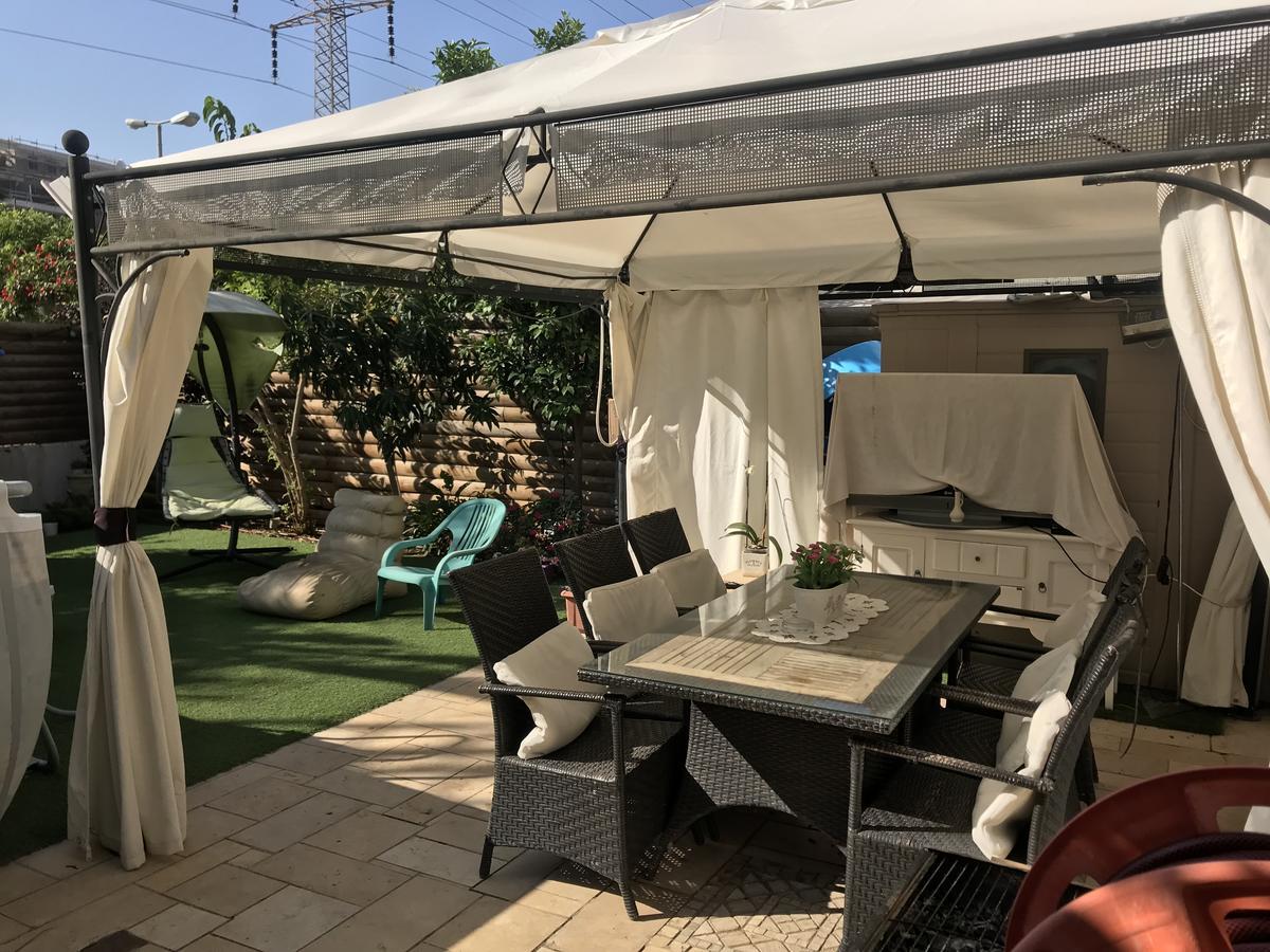 Apartmán Charming Unit With Pool And Great Amenities Rišon le-Cijon Exteriér fotografie